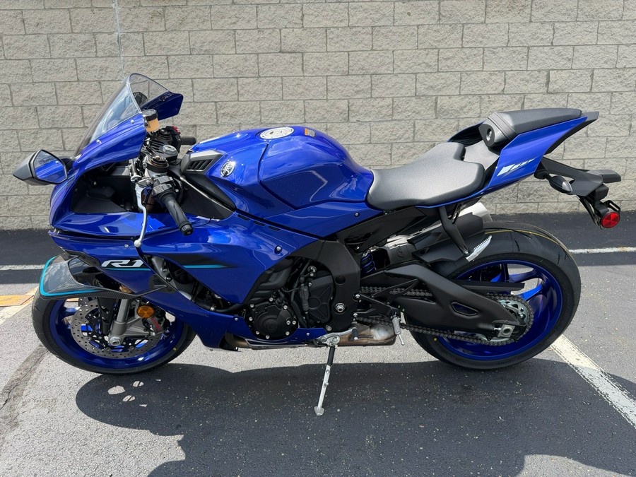 2026 Yamaha YZF-R1