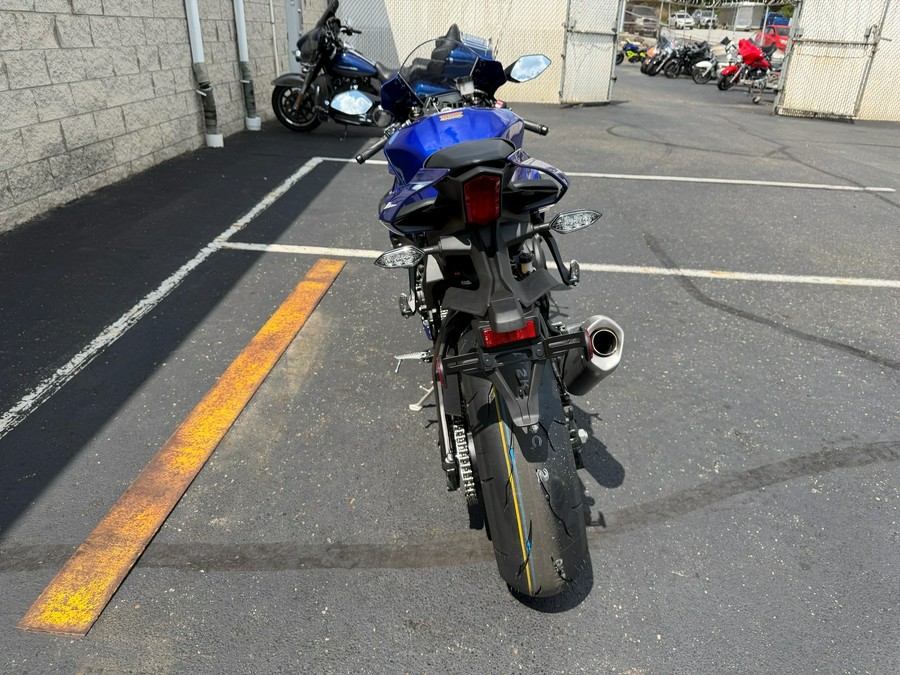 2026 Yamaha YZF-R1