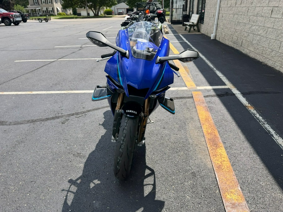 2026 Yamaha YZF-R1