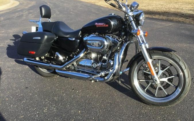 2015 Harley-Davidson® SuperLow® 1200T BLACK W/ PINSTRIPE