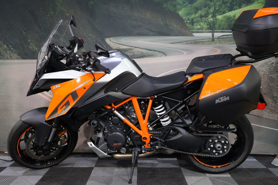 2017 KTM 1290 Super Duke GT