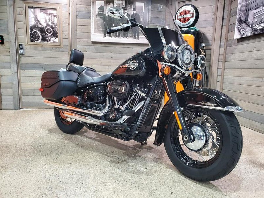 2018 Harley-Davidson® FLHCS - Softail® Heritage Classic 114