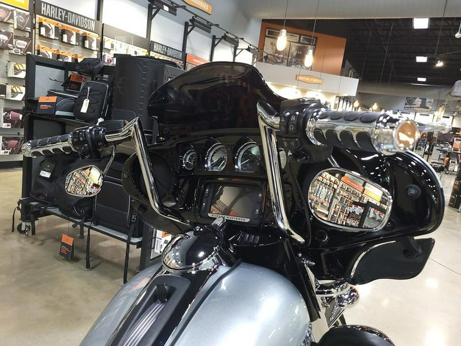 2015 Harley-Davidson® FLHTK - Ultra Limited