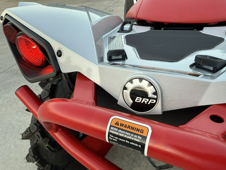 2026 Can-Am Renegade X mr 1000 R Hyper Silver & Legion Red