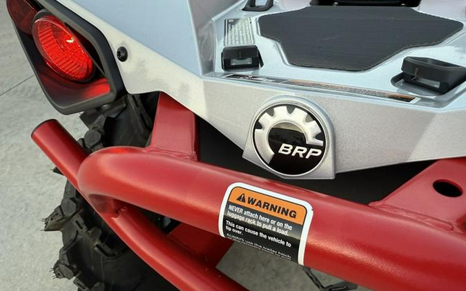 2026 Can-Am Renegade X mr 1000 R Hyper Silver & Legion Red