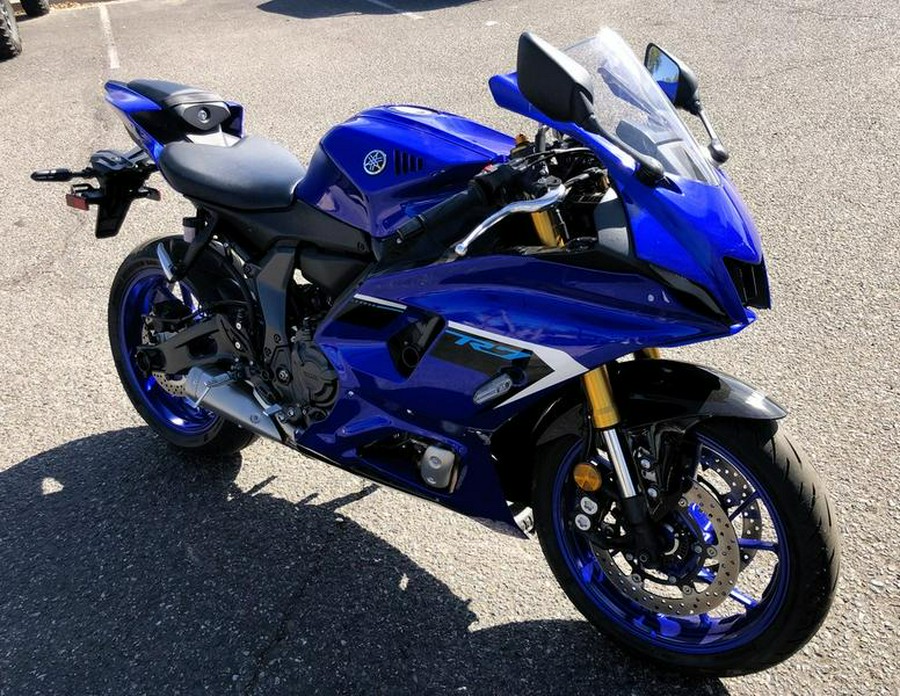 2025 Yamaha YZF-R7
