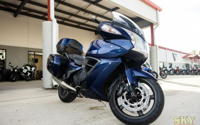 2014 Triumph Trophy SE A1