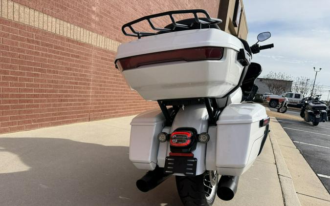 2026 Harley-Davidson® Road Glide Limited White Onyx Pearl Black Trim