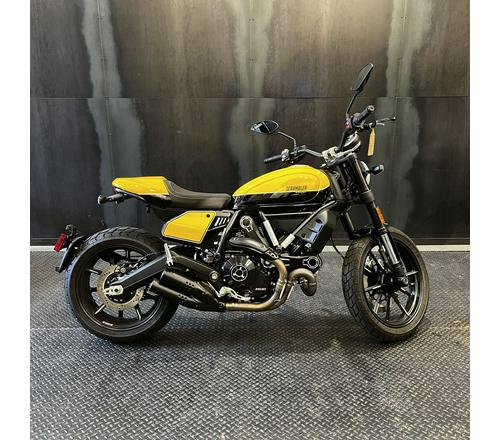 2019 Ducati Scrambler Full Throttle Review (11 Fast Facts)