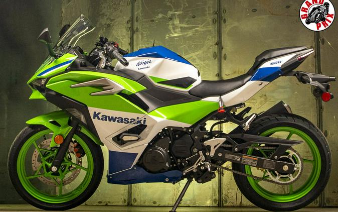 2024 Kawasaki Ninja 500 Review [14 Fast Facts]