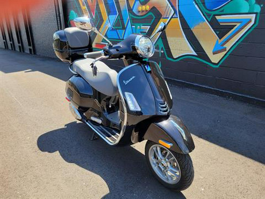 2023 Vespa GTS 300