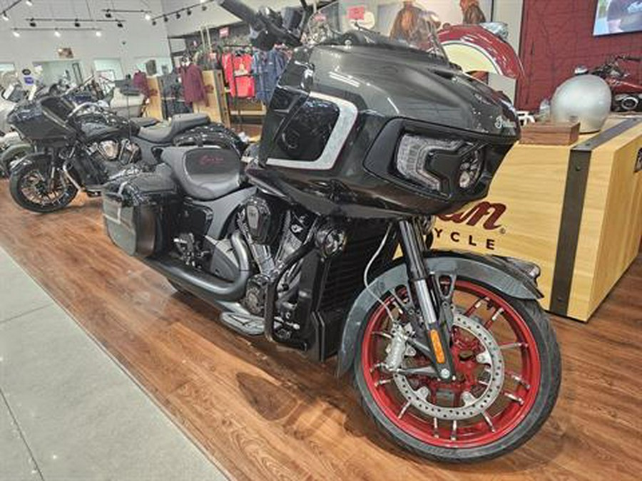 2024 Indian Motorcycle Challenger® Elite