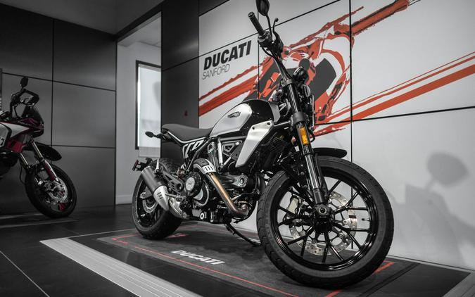 2025 Ducati Scrambler Icon Dark Stealth