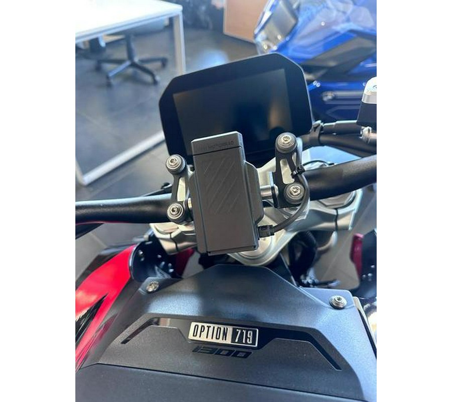 2026 BMW R 1300 R Option 719 Kilauea