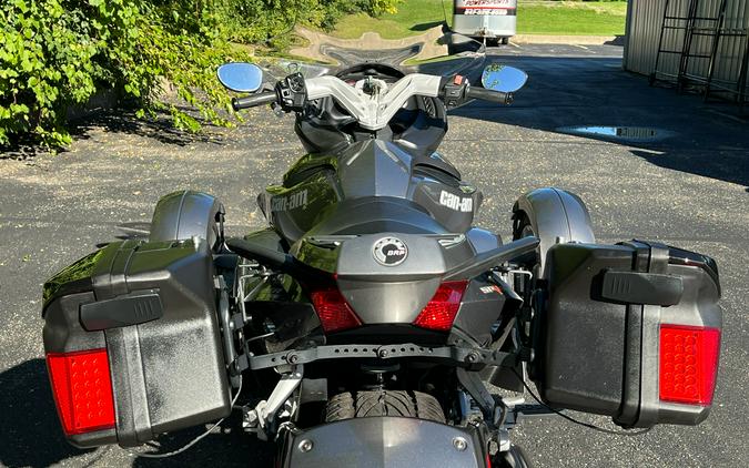 2013 Can-Am Spyder® RS SE5