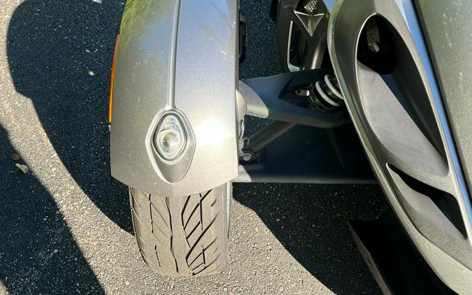 2013 Can-Am Spyder® RS SE5
