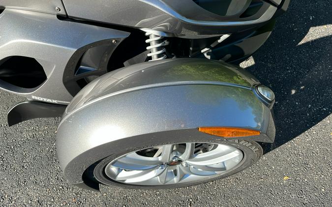 2013 Can-Am Spyder® RS SE5