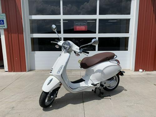 2021 Vespa Primavera 50