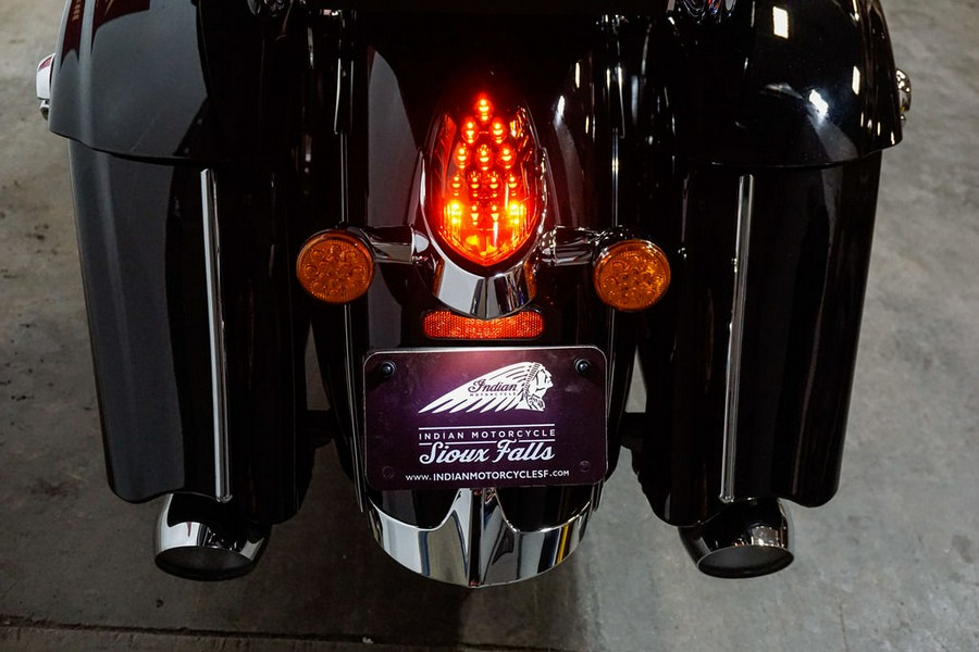 2023 Indian Motorcycle® Roadmaster® Black Metallic