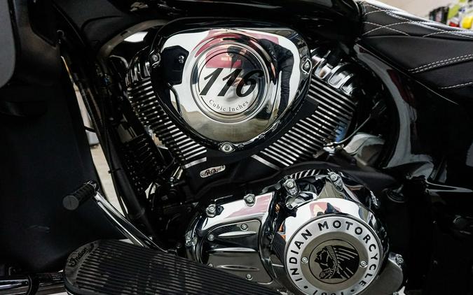 2023 Indian Motorcycle® Roadmaster® Black Metallic