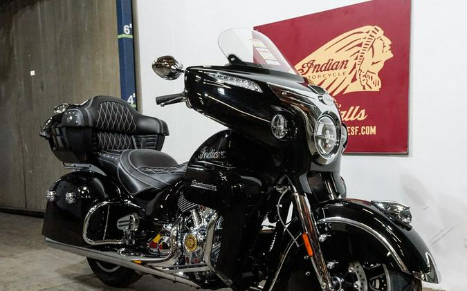 2023 Indian Motorcycle® Roadmaster® Black Metallic