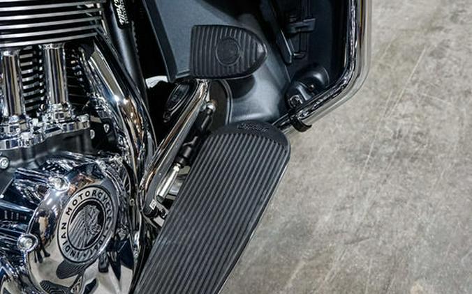 2023 Indian Motorcycle® Roadmaster® Black Metallic