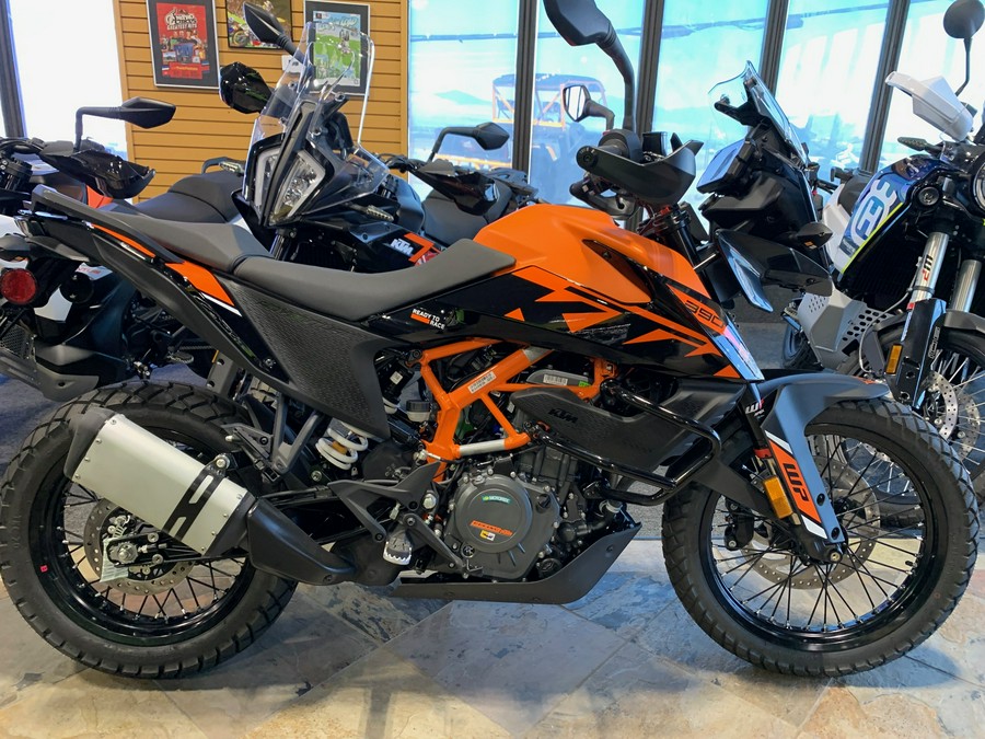 2024 KTM Adventure 390