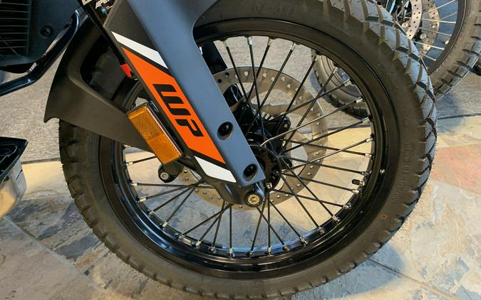 2024 KTM Adventure 390