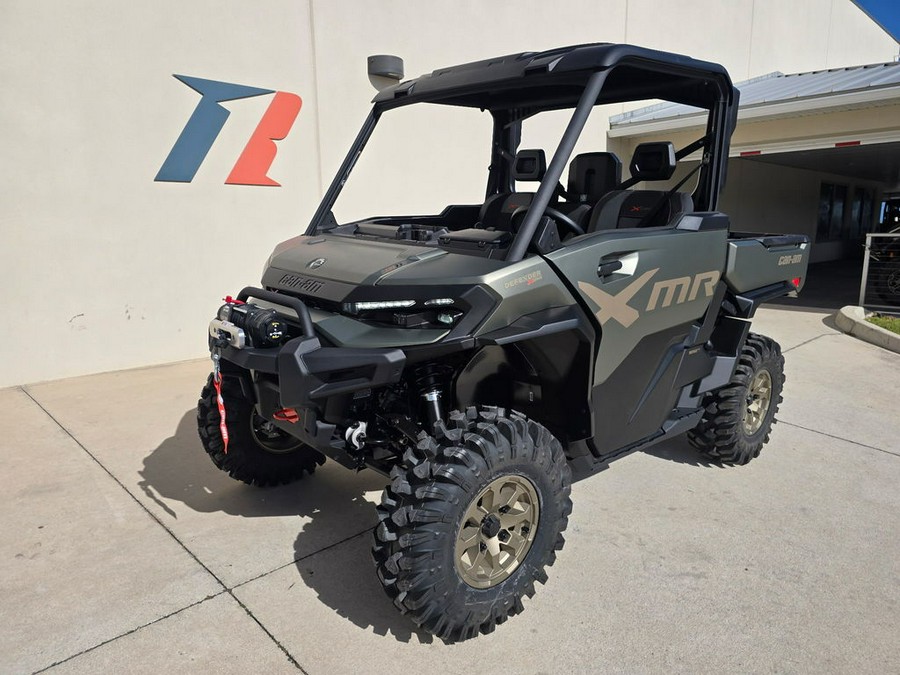 2026 Can-Am Defender X mr with Half Doors HD11