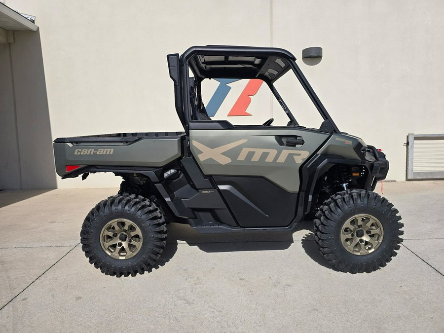 2026 Can-Am Defender X mr with Half Doors HD11