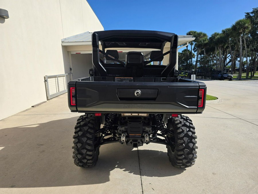 2026 Can-Am Defender X mr with Half Doors HD11