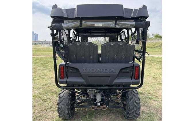 2019 Pioneer 700-4 Deluxe - Honda