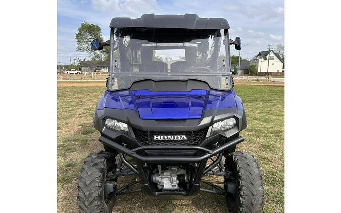 2019 Pioneer 700-4 Deluxe - Honda