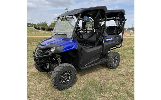 2019 Pioneer 700-4 Deluxe - Honda