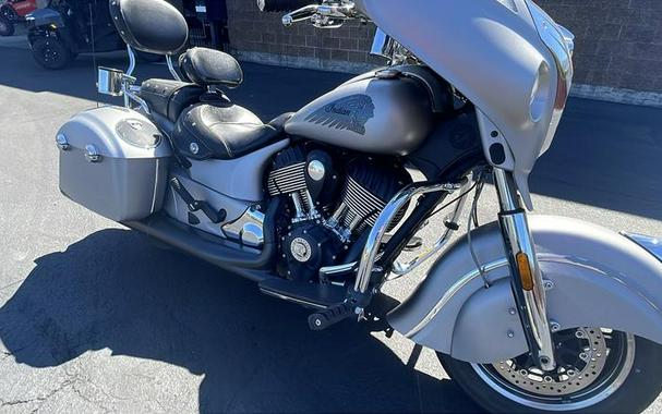 2017 Indian Motorcycle® Chieftain® Silver Smoke