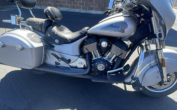 2017 Indian Motorcycle® Chieftain® Silver Smoke