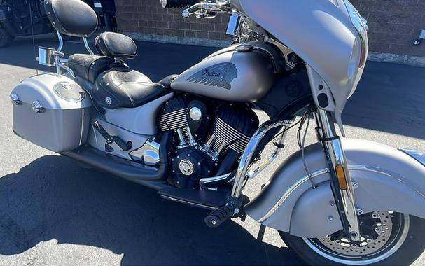 2017 Indian Motorcycle® Chieftain® Silver Smoke