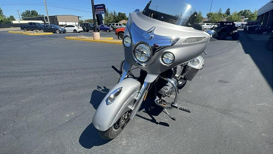 2017 Indian Motorcycle® Chieftain® Silver Smoke