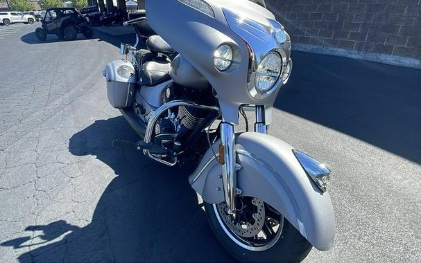 2017 Indian Motorcycle® Chieftain® Silver Smoke