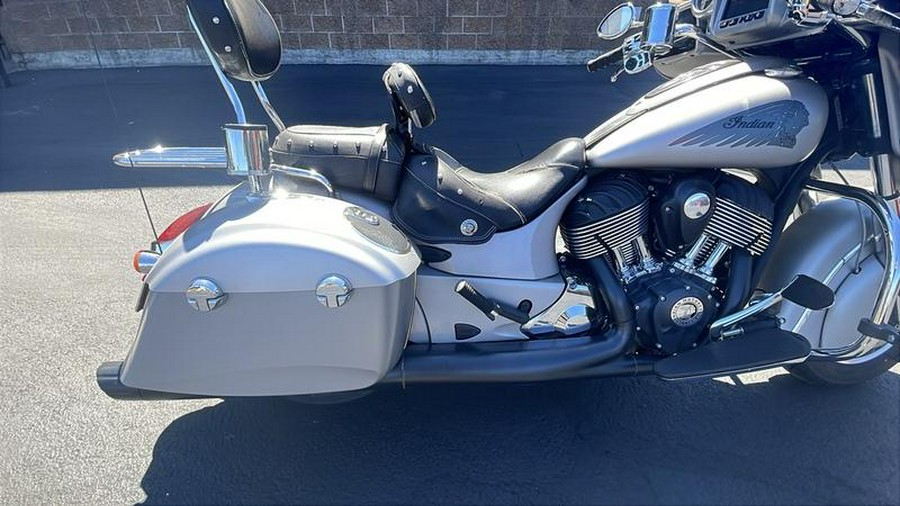 2017 Indian Motorcycle® Chieftain® Silver Smoke