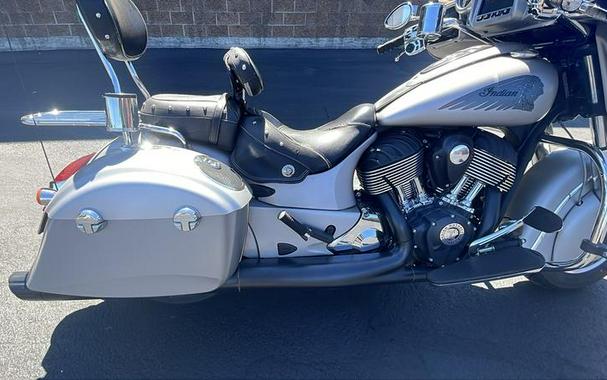 2017 Indian Motorcycle® Chieftain® Silver Smoke