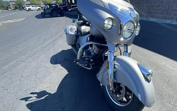 2017 Indian Motorcycle® Chieftain® Silver Smoke