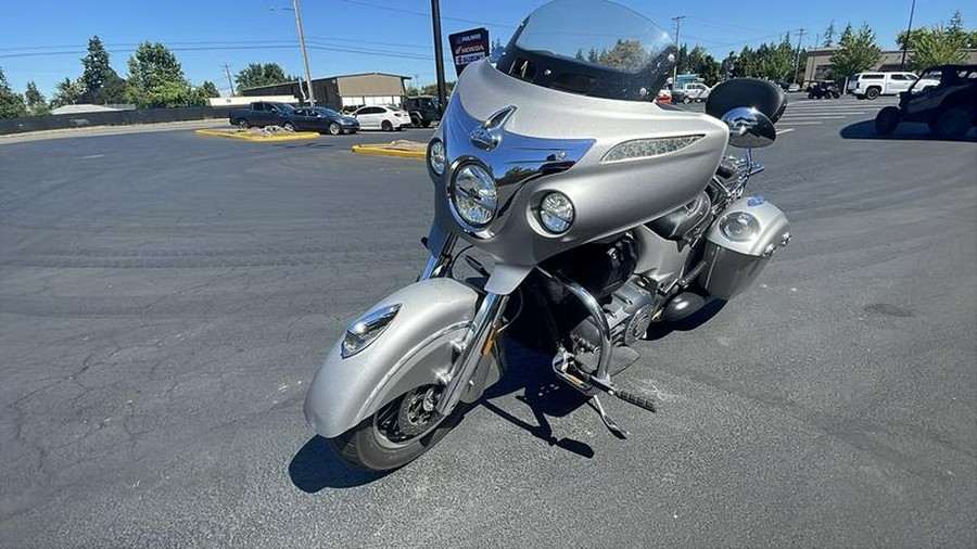 2017 Indian Motorcycle® Chieftain® Silver Smoke