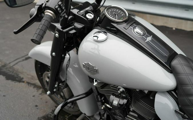 2025 Harley-Davidson FLHRXS - Road King Special