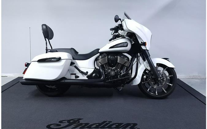 2019 Indian Motorcycle Indian® Chieftain Dark Horse®