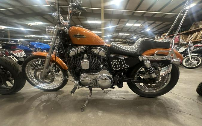 2014 Harley-Davidson® XL1200V - Sportster® Seventy-Two®