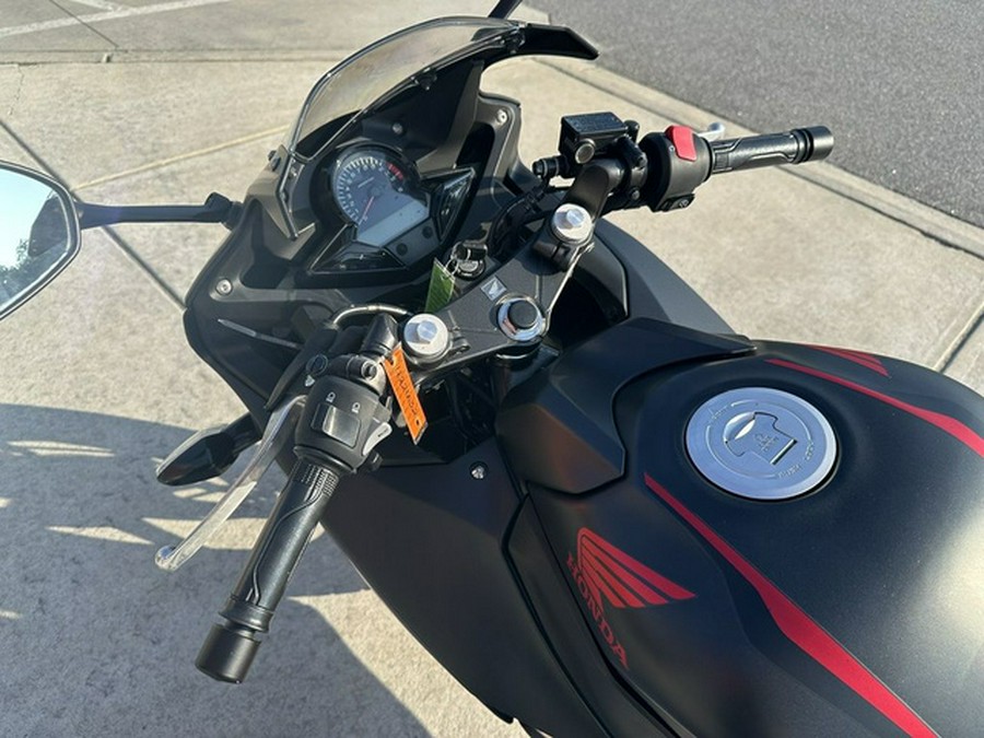 2022 Honda CBR300R ABS