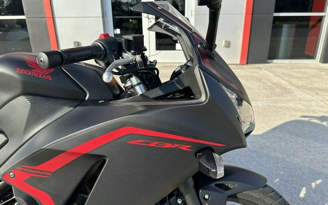 2022 Honda CBR300R ABS