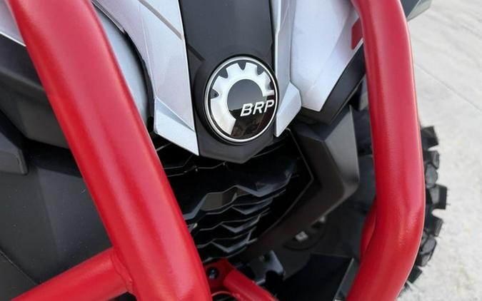 2026 Can-Am Renegade X mr 1000 R Hyper Silver & Legion Red