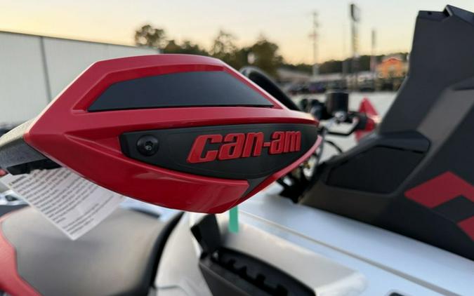 2026 Can-Am Renegade X mr 1000 R Hyper Silver & Legion Red